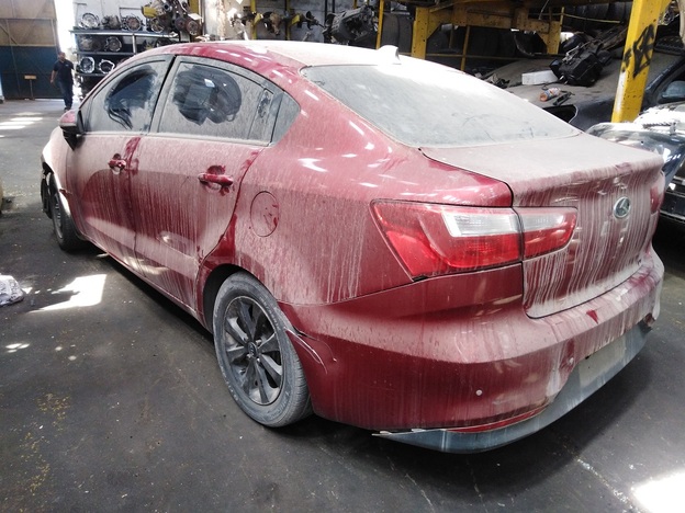  Kia RIO 2012    EN DESARME